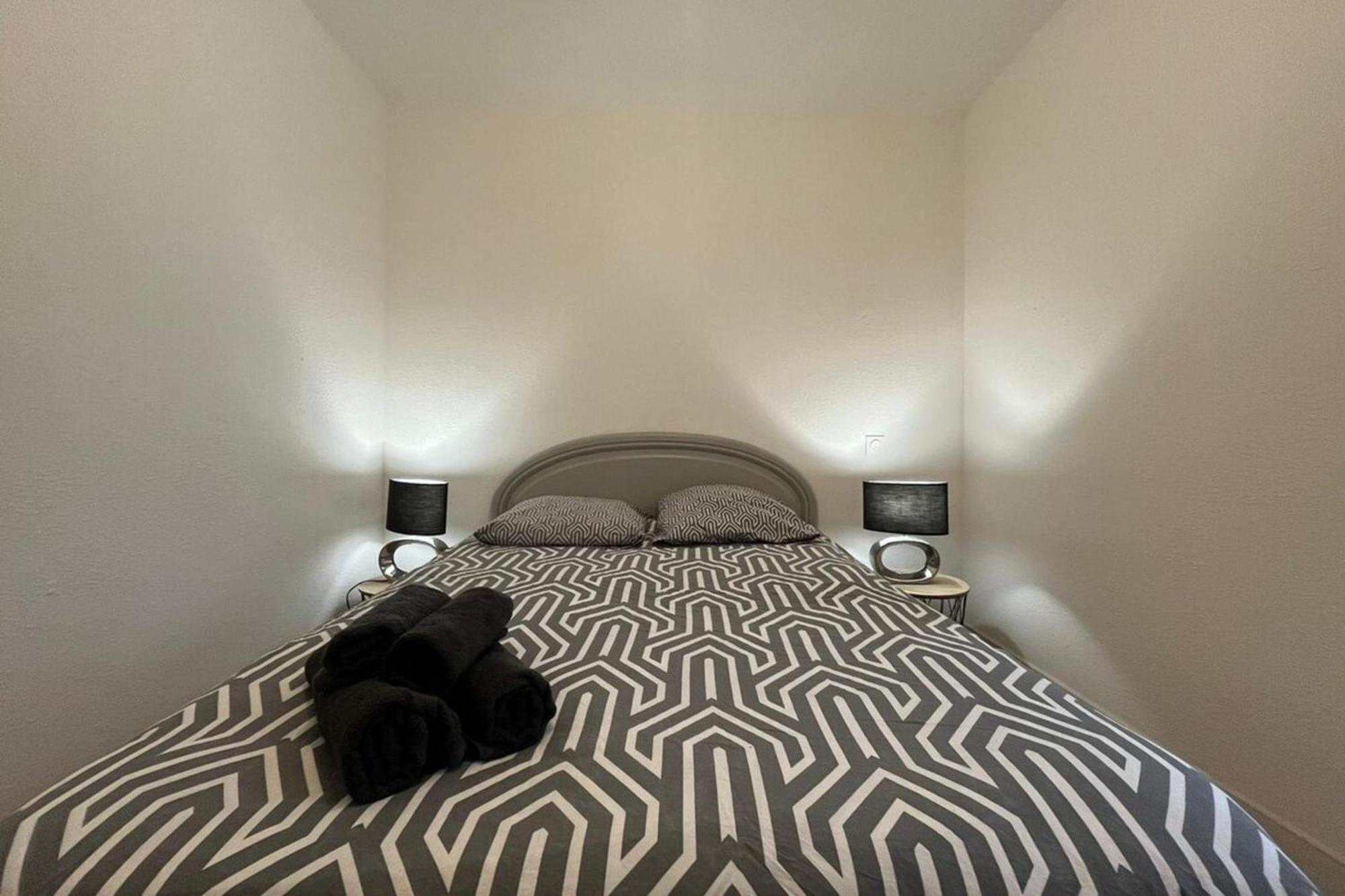 Le Cocon - Wifi - Cour Privative - Proche Halles 나르본 외부 사진